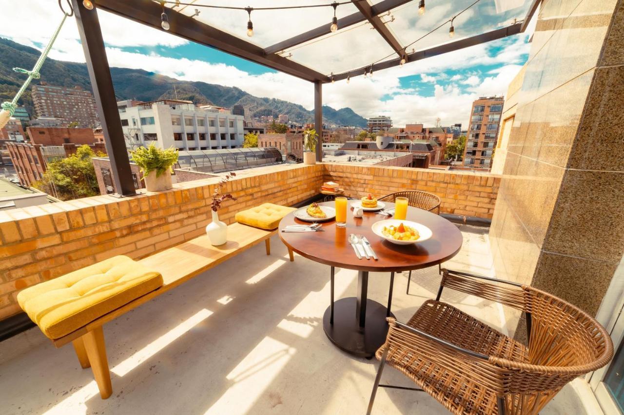 Ramada Bogota Parque 93 Hotel Екстериор снимка