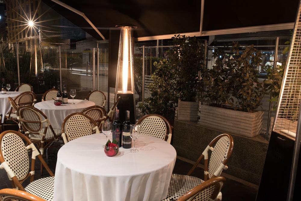 Ramada Bogota Parque 93 Hotel Екстериор снимка