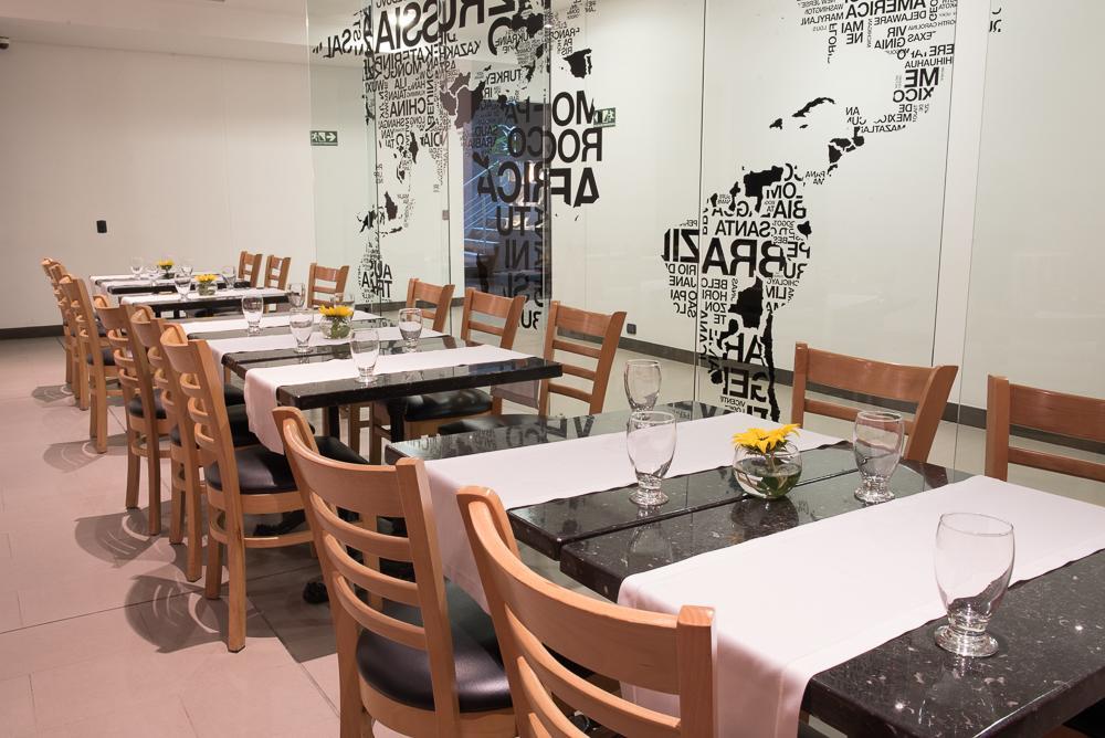 Ramada Bogota Parque 93 Hotel Екстериор снимка