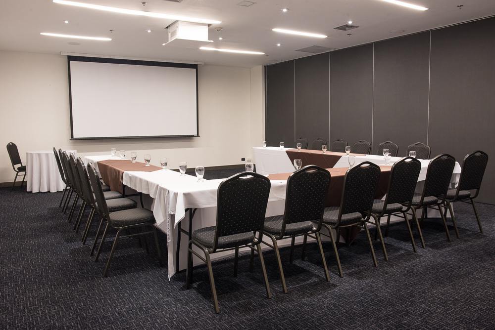 Ramada Bogota Parque 93 Hotel Екстериор снимка